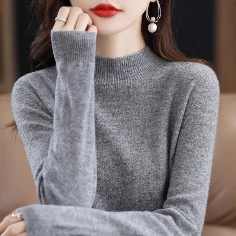 Korean-Style Knit Sweater – Semi-High Collar, Long Sleeves, Minimalist Design and Comfortable Fit