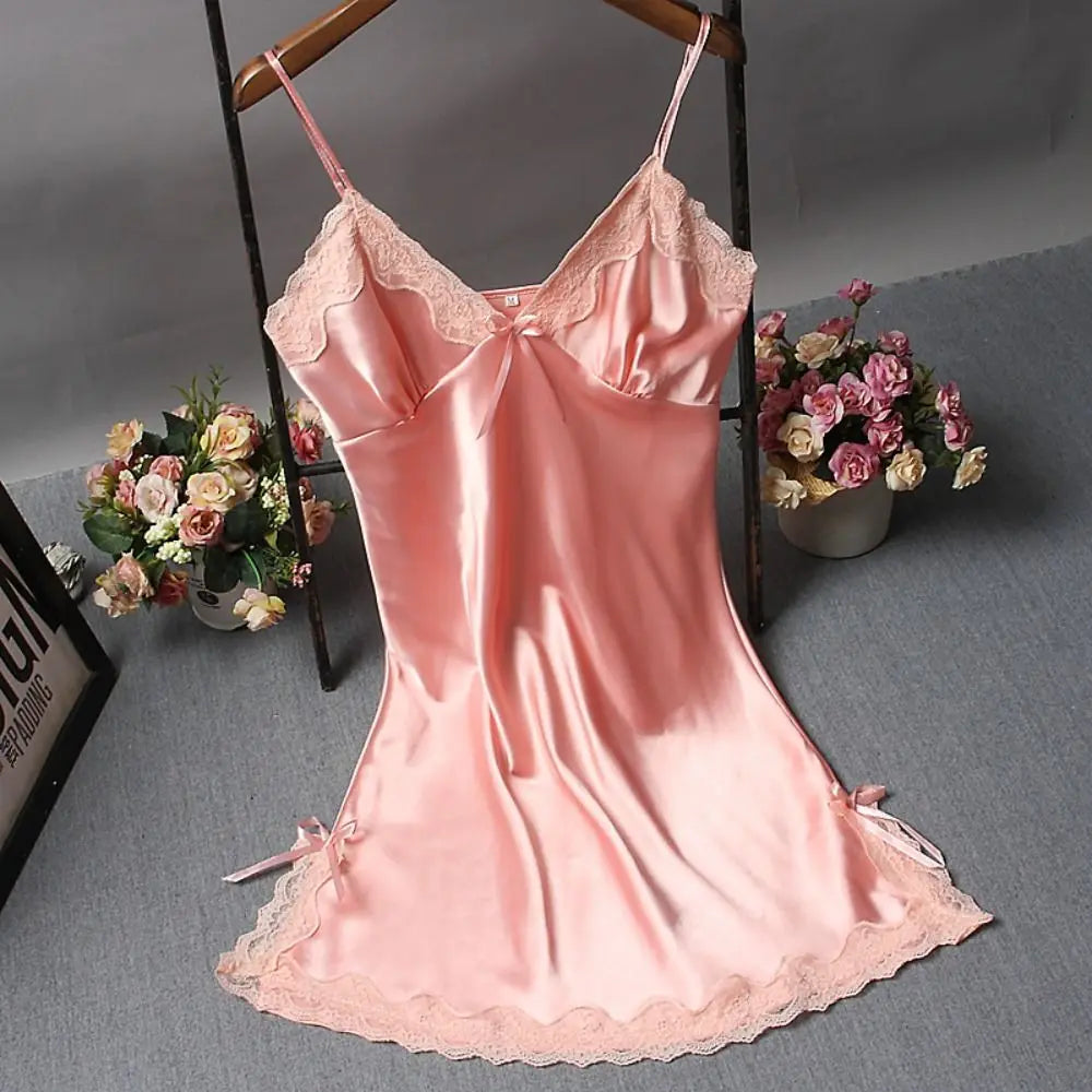 Sexy lace patchwork lingerie nightwear, ideal for weddings, sleep, and special nights — a sensual and elegant women’s lingerie piece.
