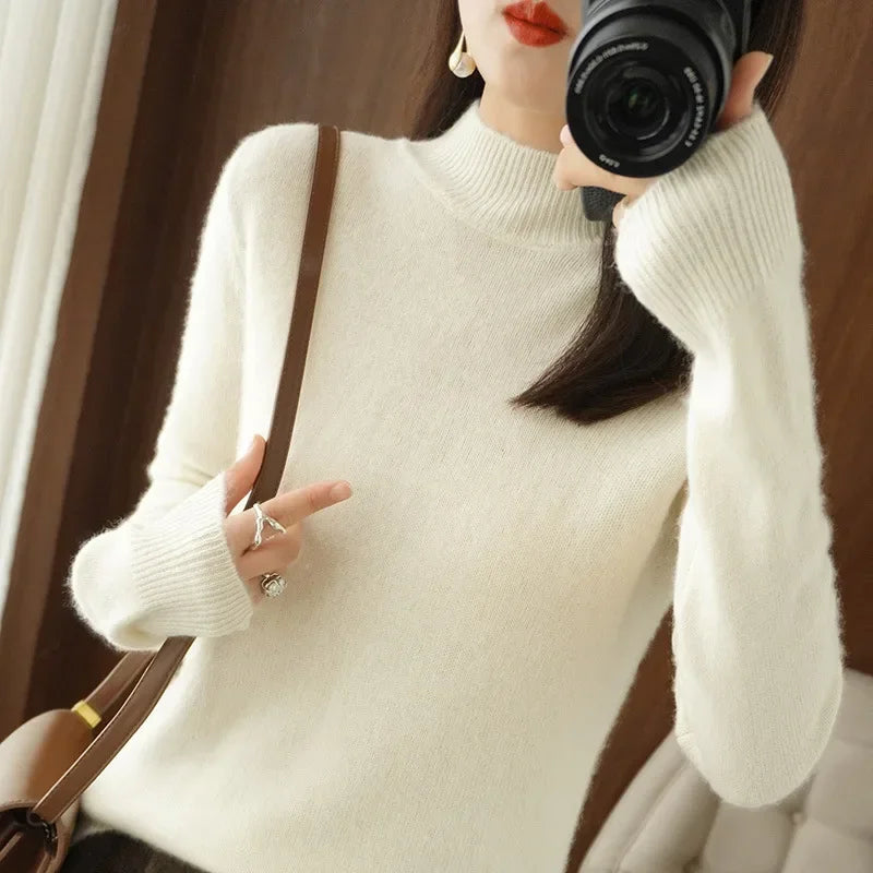 Korean-Style Knit Sweater – Semi-High Collar, Long Sleeves, Minimalist Design and Comfortable Fit