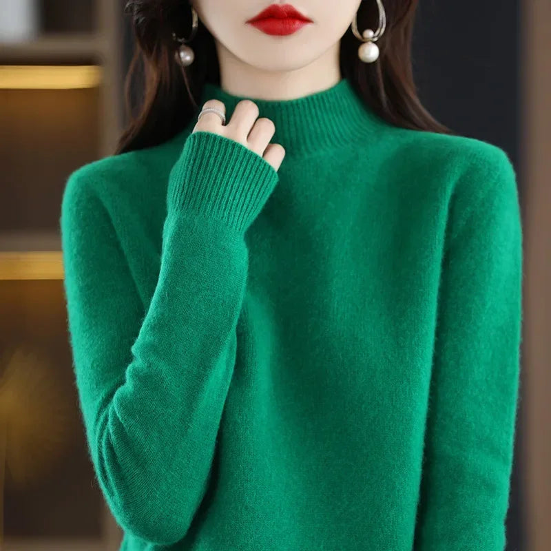 Korean-Style Knit Sweater – Semi-High Collar, Long Sleeves, Minimalist Design and Comfortable Fit