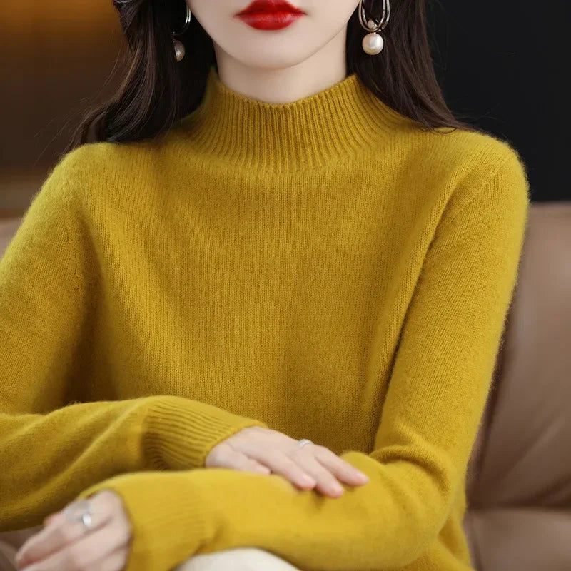 Korean-Style Knit Sweater – Semi-High Collar, Long Sleeves, Minimalist Design and Comfortable Fit