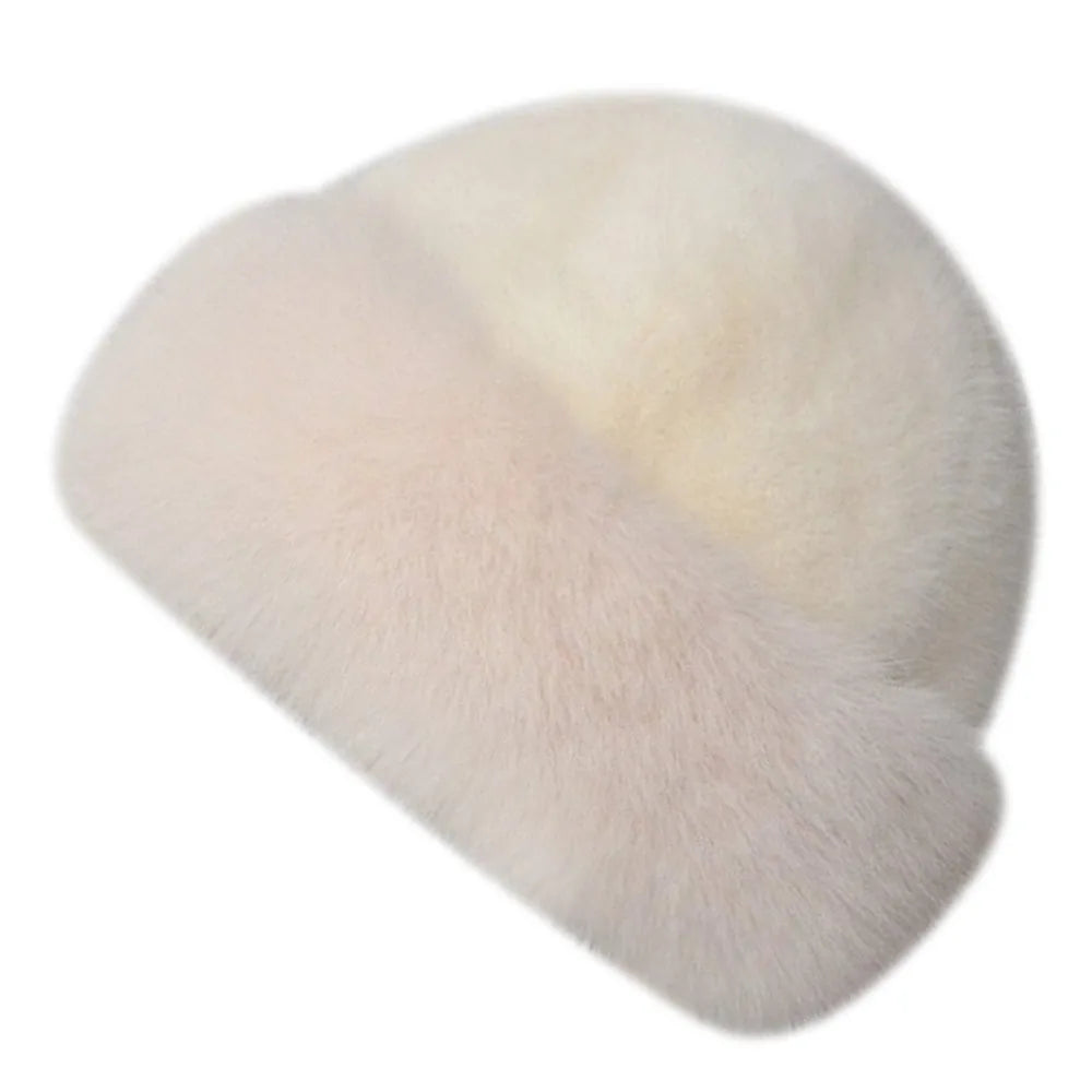 Warm Winter Beanie with Soft Fur Finish, Elegant and Cozy Design, Perfect for Cold and Snowy Days