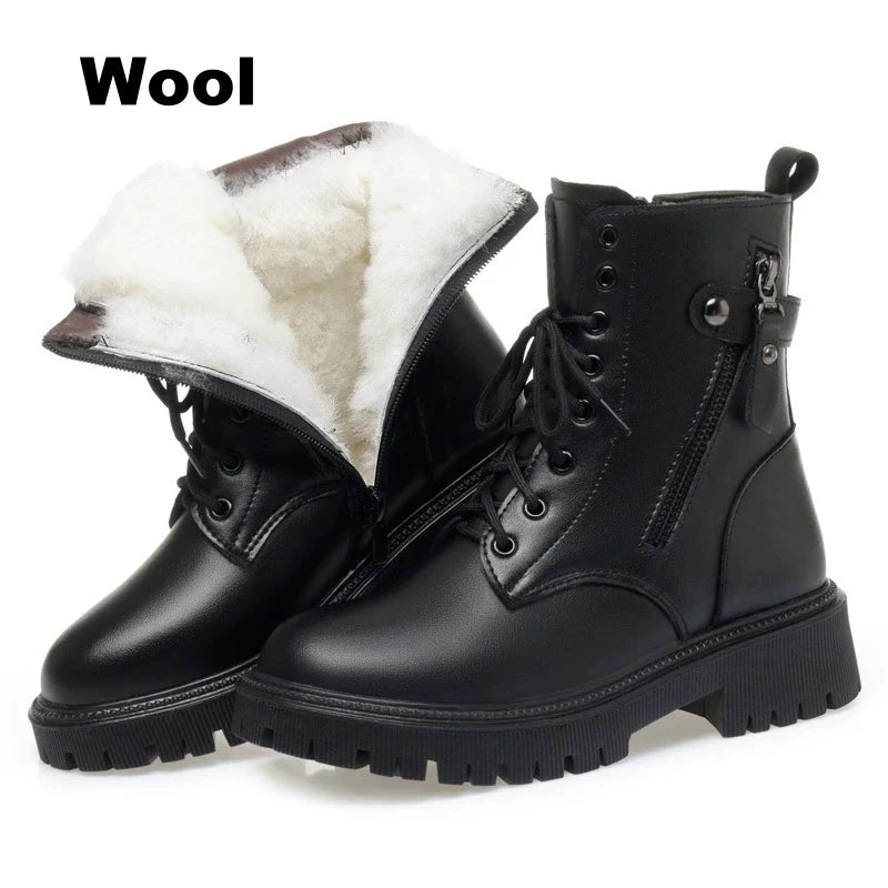 Women’s genuine leather ankle boots, warm and comfortable with a soft wool lining and zipper closure. Elegant, cozy, and perfect for cold days.