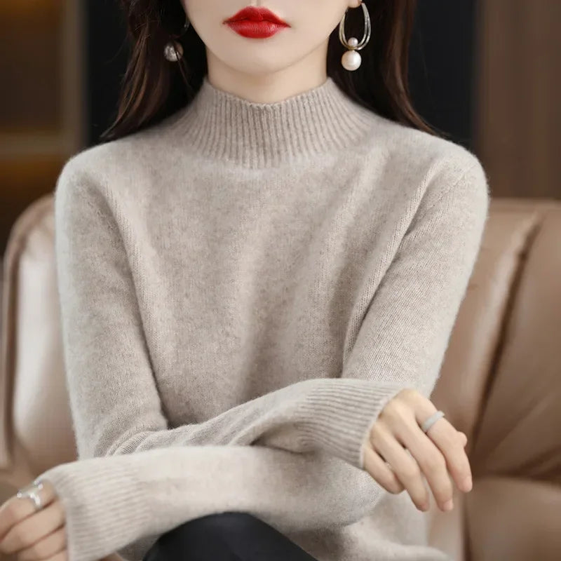 Korean-Style Knit Sweater – Semi-High Collar, Long Sleeves, Minimalist Design and Comfortable Fit
